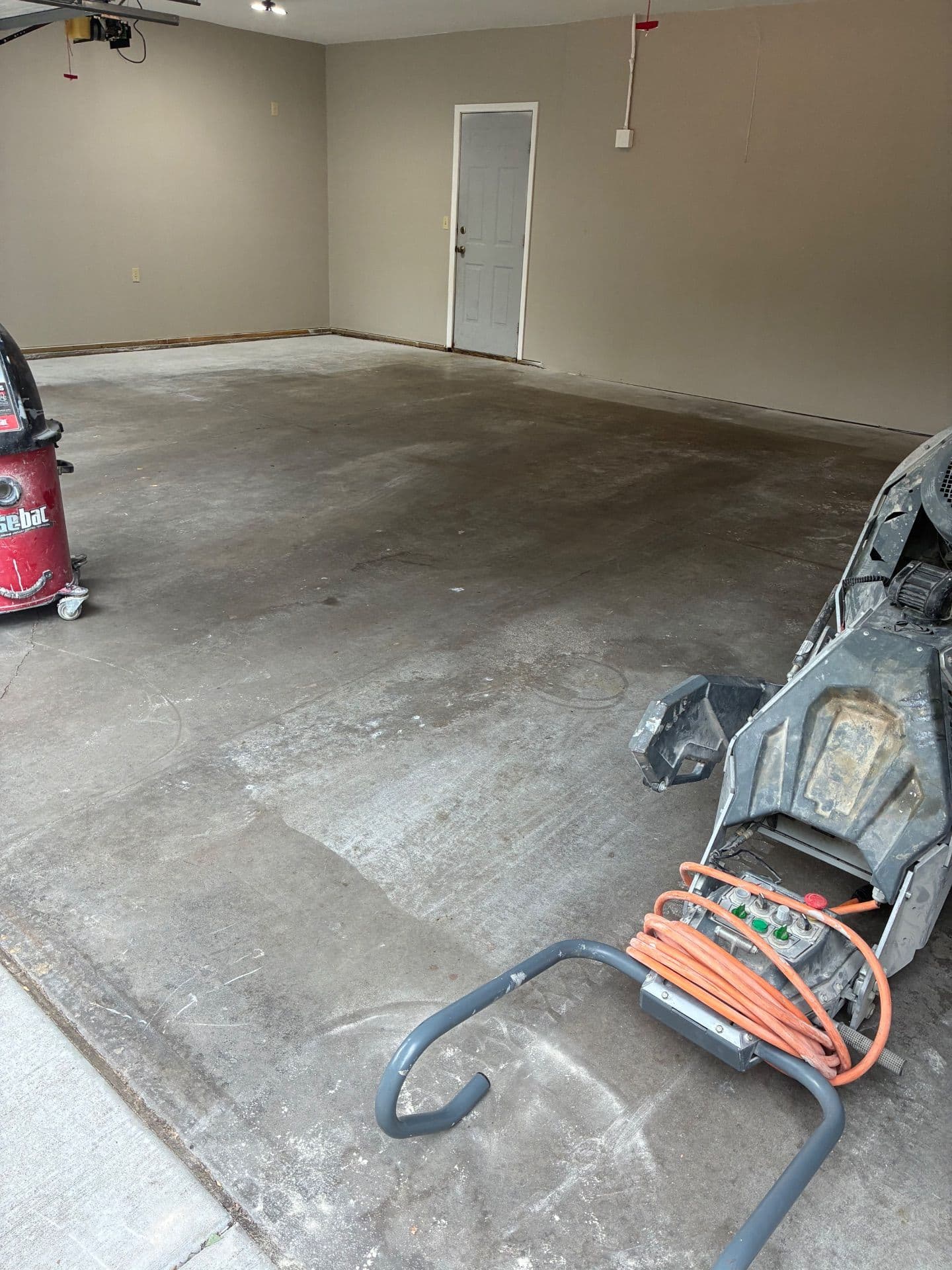 Durable Flaked Epoxy Garage Floor Transformations image