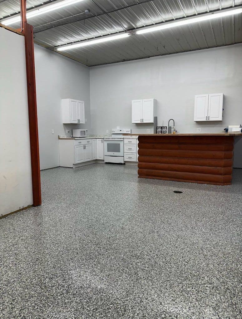 Stunning Gym Makeover with Versatile Epoxy Flooring