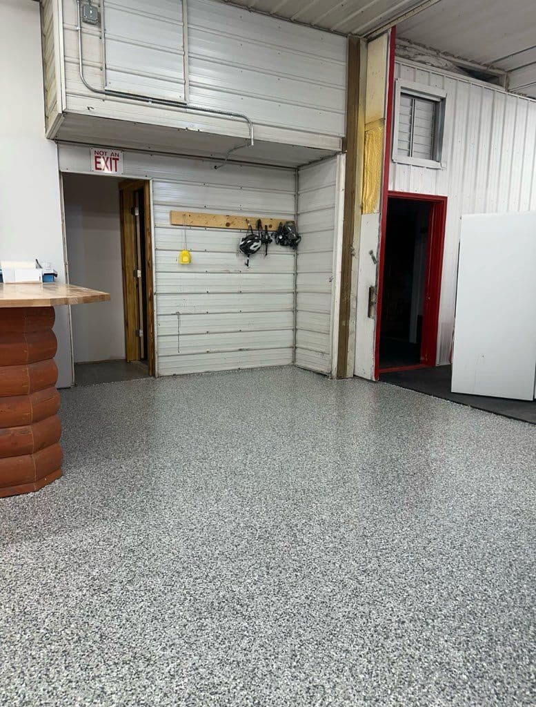 Stunning Gym Makeover with Versatile Epoxy Flooring