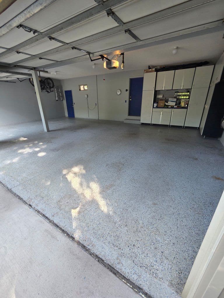 Gallery photos for Transform Your Garage with Our Flaked Epoxy Floors: Image #3