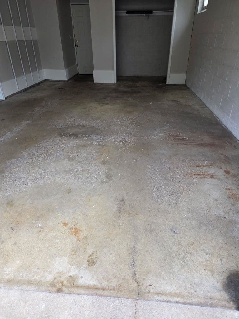 Gallery photos for Garage Floor Epoxy Makeover in St. Louis Park: Image #3