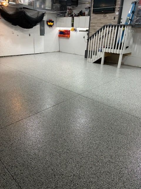 Gallery photos for Stunning Garage Transformation with Flaked Epoxy: Image #1