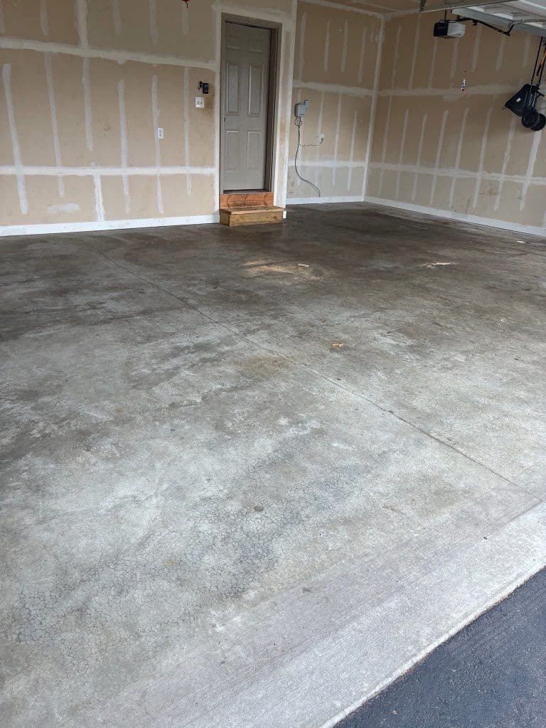Gallery photos for Revitalize Your Garage with Premium Polyaspartic Floors: Image #3